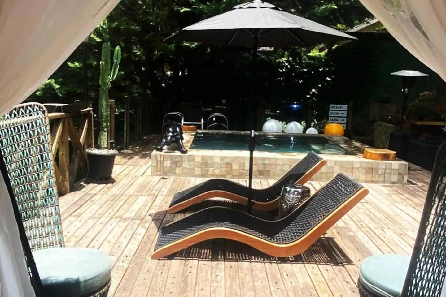 Com Jacuzzi Sauna Lareira E Telao Cinema