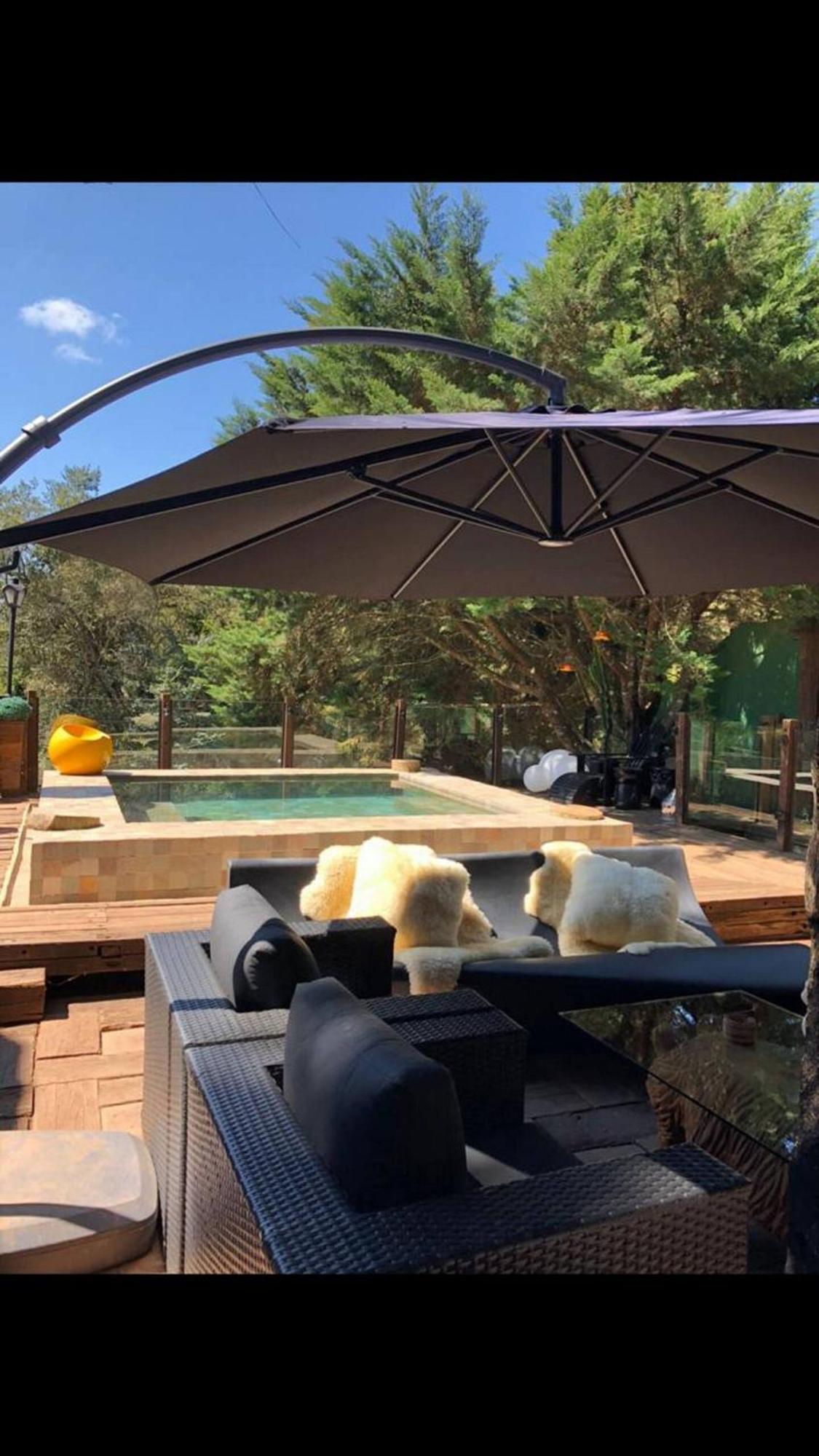 Com Jacuzzi Sauna Lareira E Telao Cinema Campos do Jordao