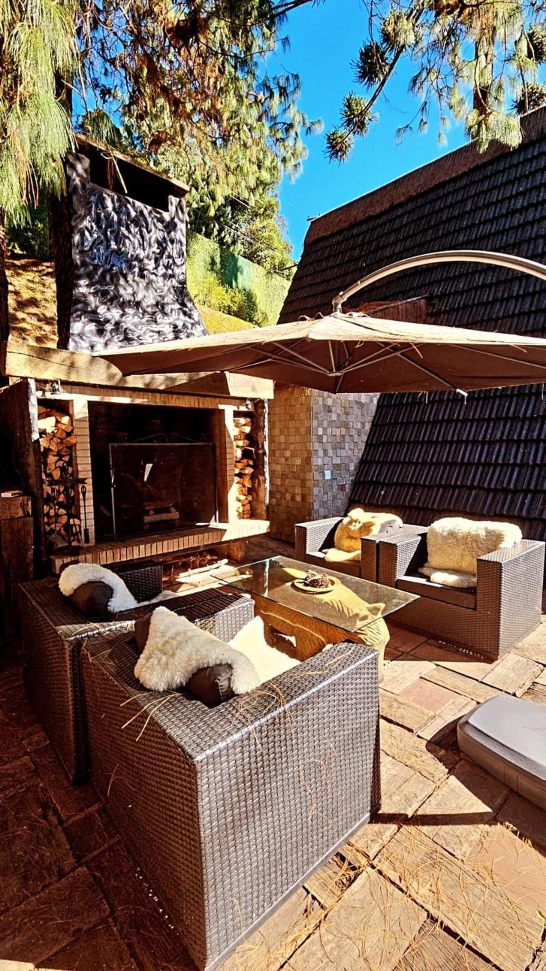 Villa Com Jacuzzi Sauna Lareira E Telao Cinema